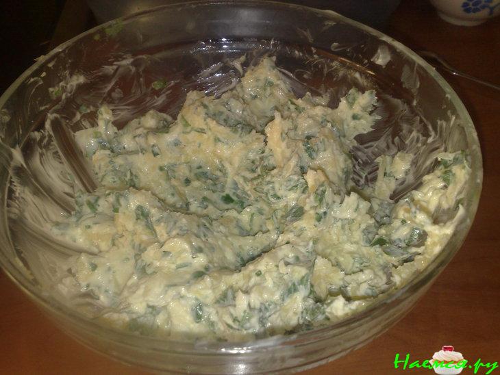 Хлеб с чесночно-сырной начинкой