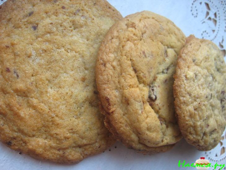 Chocolate Chip Cookies (Thin, Chewy & Puffy) Chocolate Chip Cookies (Thin, Chewy & Puffy)