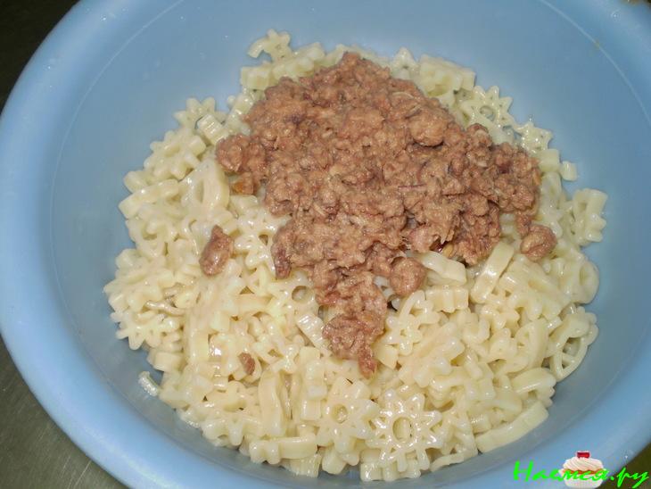 Итальянский салатик с тунцом и макаронами