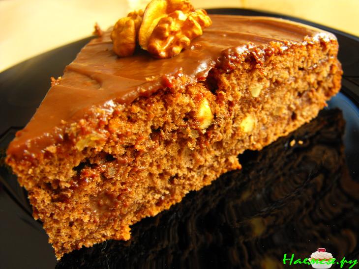 Шоколадно-ореховый торт с мягким кремом Шоколадно-ореховый торт с мягким кремом