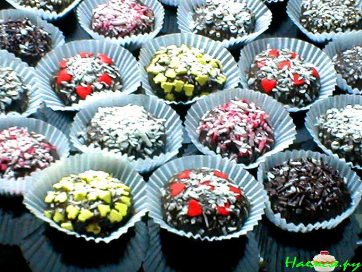 Конфеты шоколадные со сгущенкой