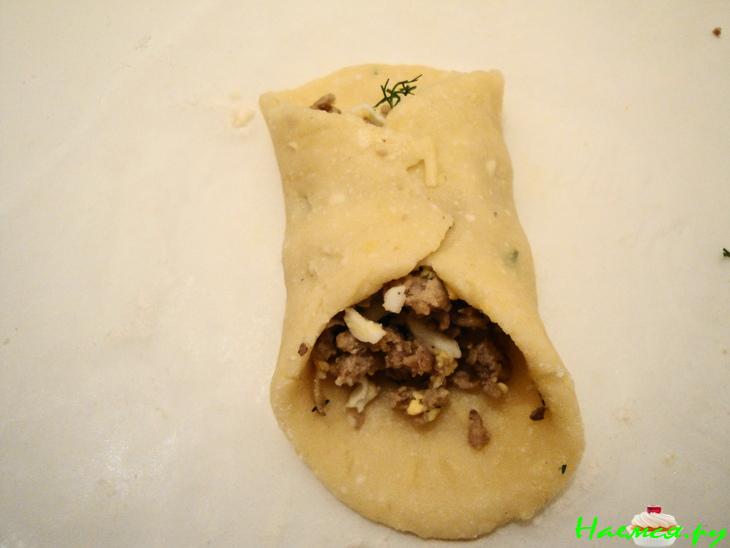 Конвертики из сырного теста