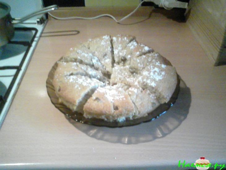 Булочки из дрожжевого теста с изюмом