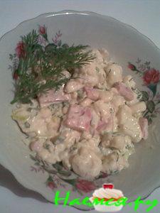 Салат из цветной капусты с ветчиной