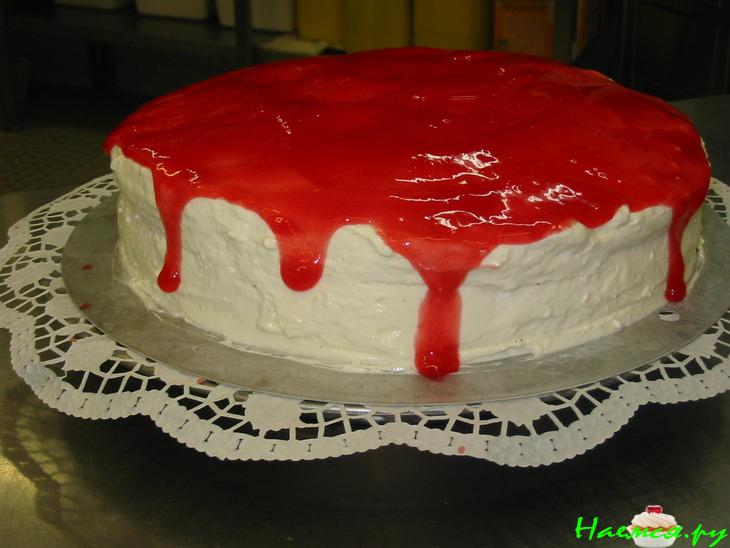 Маскарпоне-вишнёвый торт