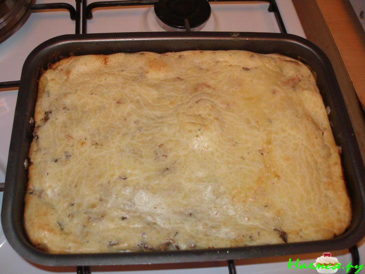 Рыбный пирог с консервированным тунцом на скорую руку