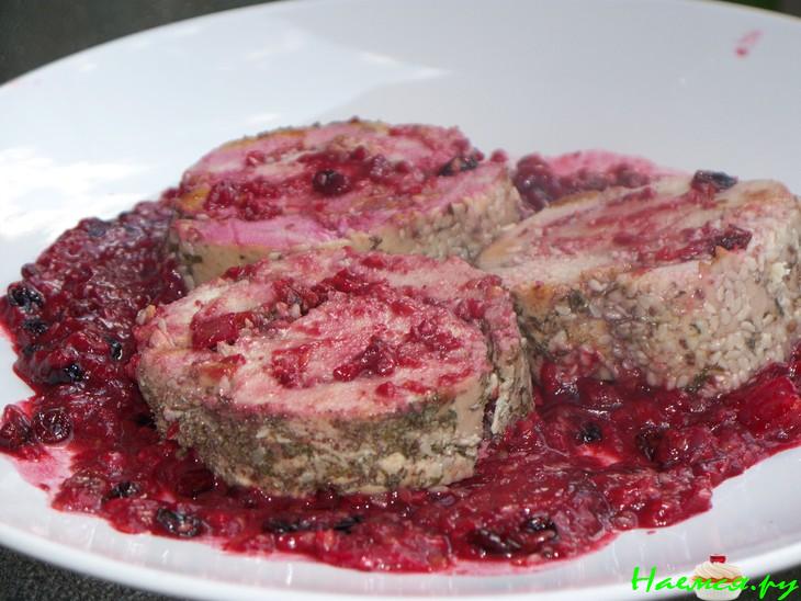 Рулет из куриной грудки Рулет из куриной грудки