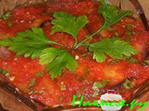 Баклажаны закусочные с красным перцем и чесноком