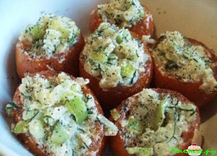 Помидоры фаршированные жареной картошкой