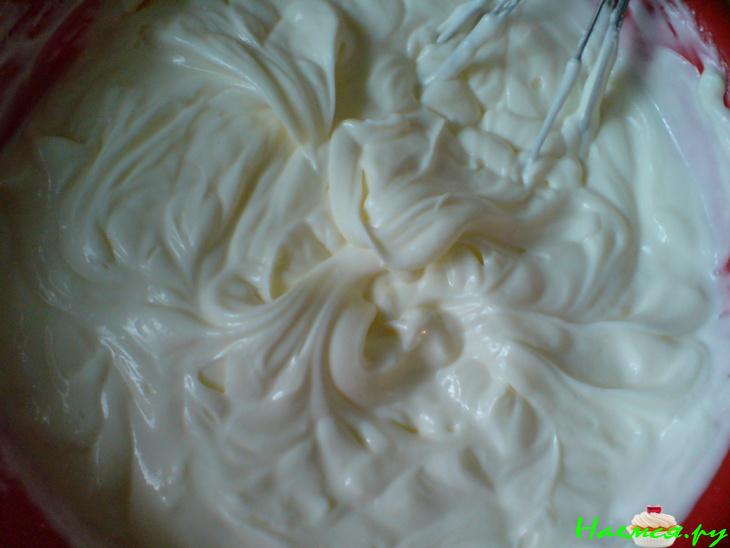 Торт 'Рыжик' с миндалем Торт 'Рыжик' с миндалем