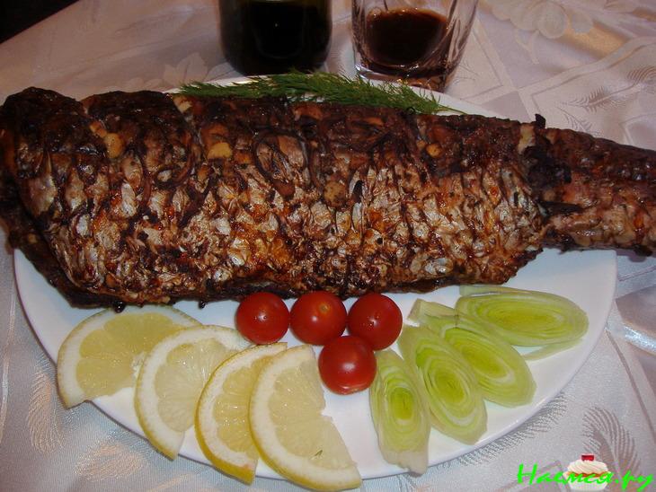 Сазан запеченный с мартини