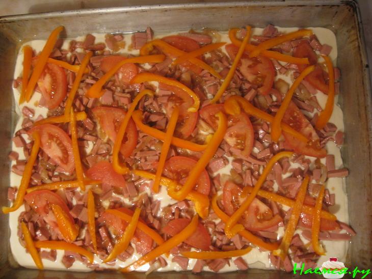 Пицца домашняя с колбаской