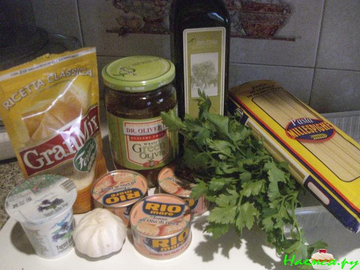 Соус из тунца и петрушки