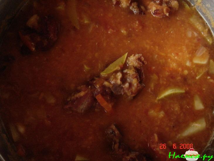 Суп из чечевицы с ребрышками