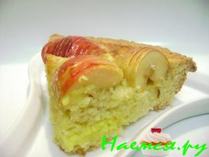 Яблочный заливной пирог