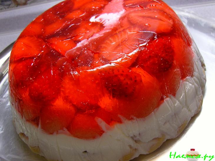 Торт клубничный со сметаной и желе