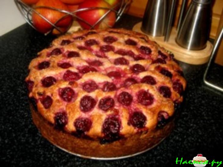 Пирог "Экспериментальный" вишневый, вкусный