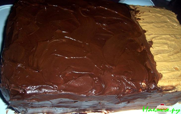 Торт "Воздушный сникерс" украшение