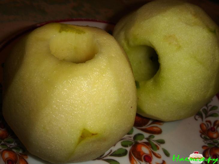 Шея в яблоках