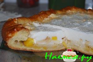 Пирог с яблоком и манго