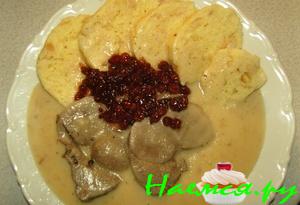 Филейная вырезка в соусе