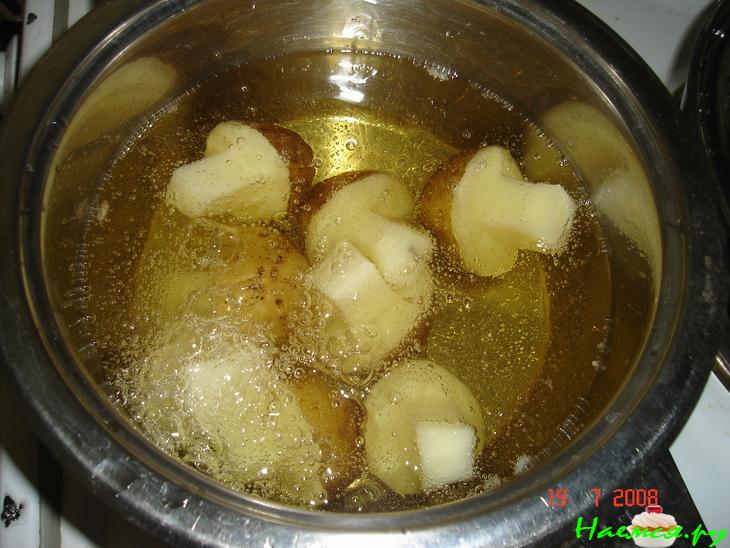 Маслята из картофеля
