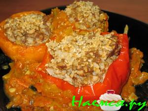 Фаршированные разноцветные овощи