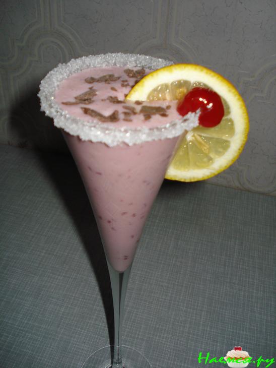 Коктейль 'Чебурашка' Коктейль 'Чебурашка'