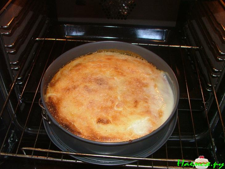 Пирог из манки и рикотты