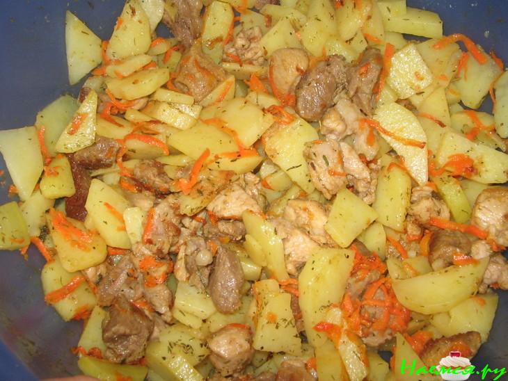 Жаркое в горшочке