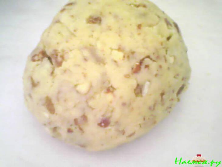 Хрустящее печенье с орехами и сухофруктами