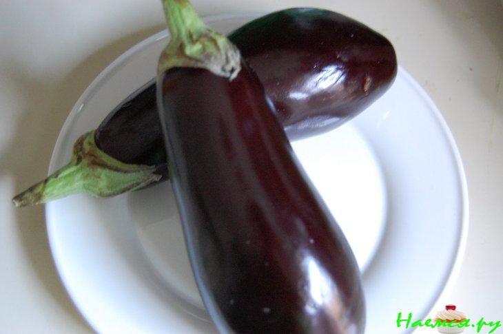 Баклажаны под густым соусом из помидоров