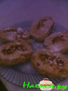 Рулет на йогурте с яблоками