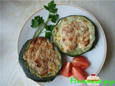 Кабачки, фаршированные мясом и рисом