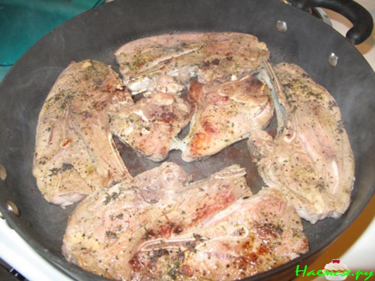 Баранина тушеная с овощами в вине Баранина тушеная с овощами в вине