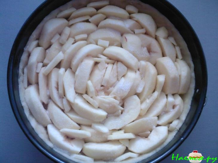 Пирог "Яблоки в сливках"