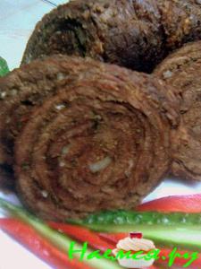 Пряный мясной рулет из куска постной говядины Пряный мясной рулет из куска постной говядины