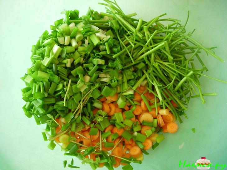 Лимонный суп-пюре с овощами и фисташками