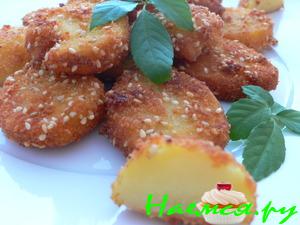 Картофель "Вкусняшка" (панированный в сухарях и пармезане) Картофель "Вкусняшка" (панированный в сухарях и пармезане)