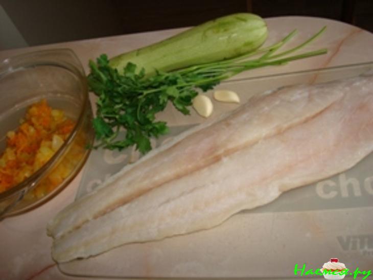 Палтус, запеченный с кабачком