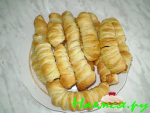 "Слоеные рогалики с шоколадом"