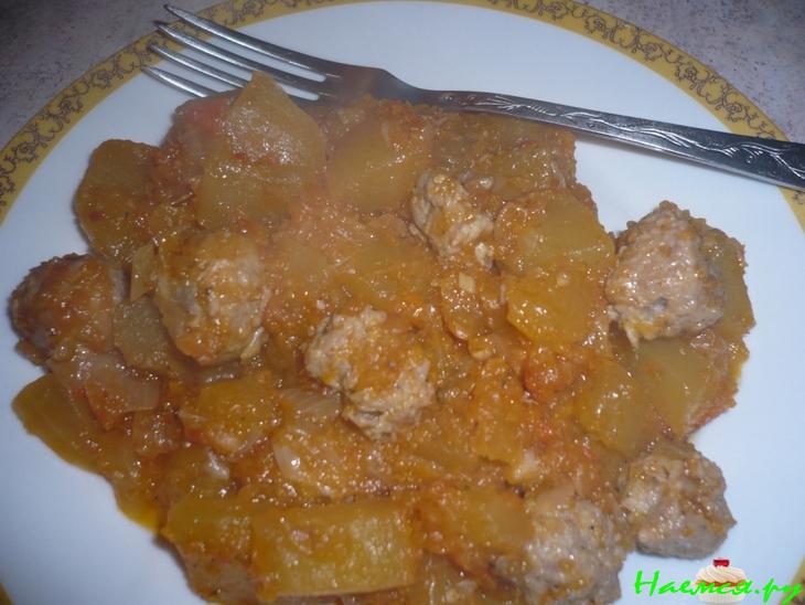 Кабачковая икра скорая с фрикадельками