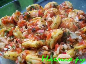 Салат-закуска из креветок, перцев и шампиньонов