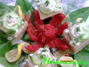 Канапе с сыром и колбасой