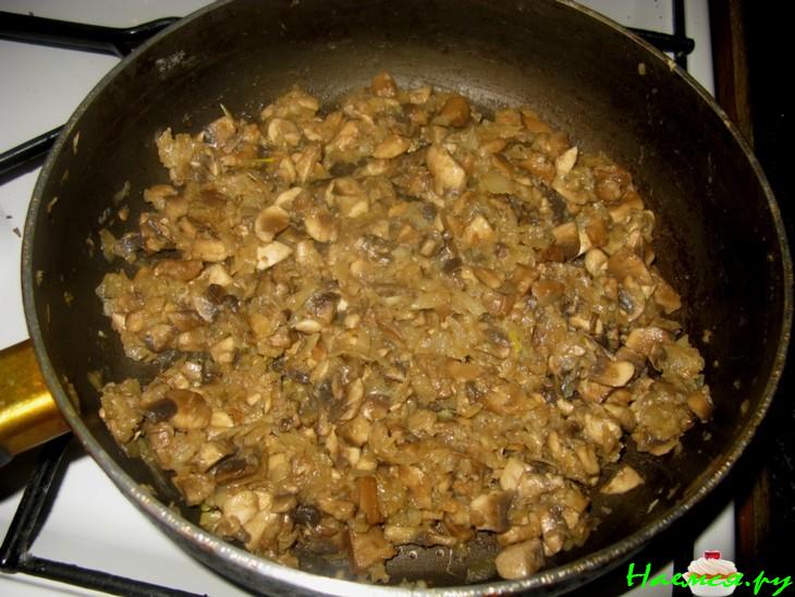 Запеканка из рыбы и грибов