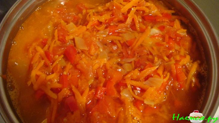 Голубцы с овощной подливкой