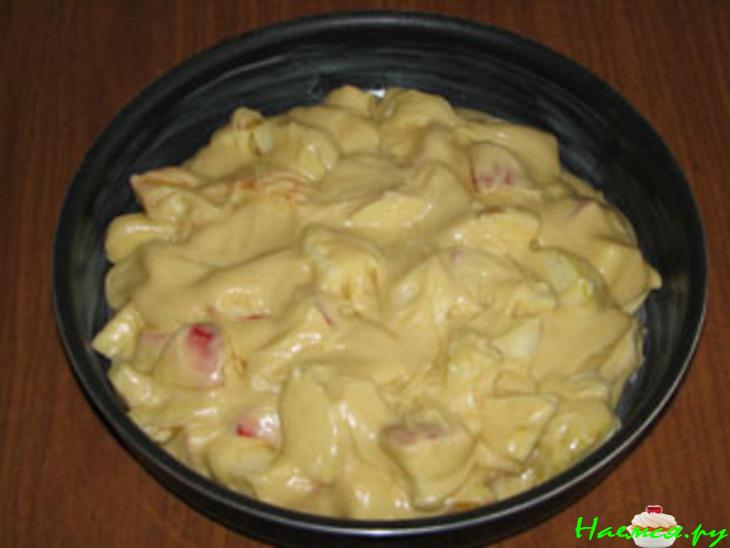 Пирог с медом и яблоками