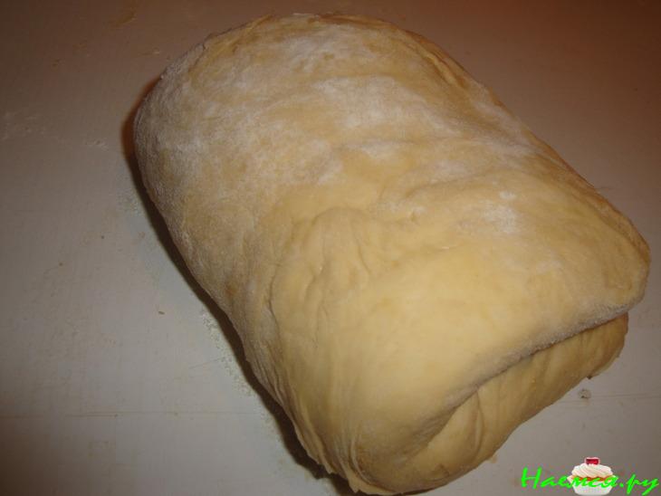 Полуслоёное дрожжевое тесто и пирог из него