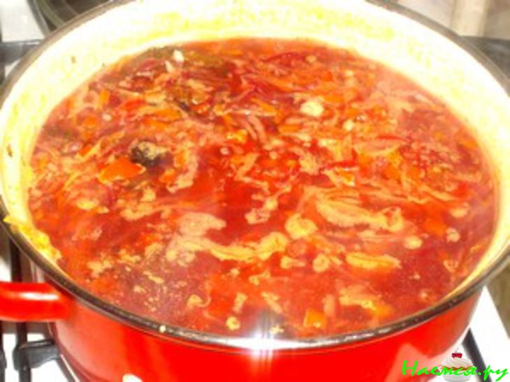 Постный борщ с черносливом