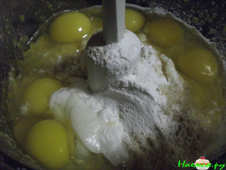 Миндально-мандариновый тортик (без жира,муки и сахара)